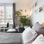 Airport Orange Appartement