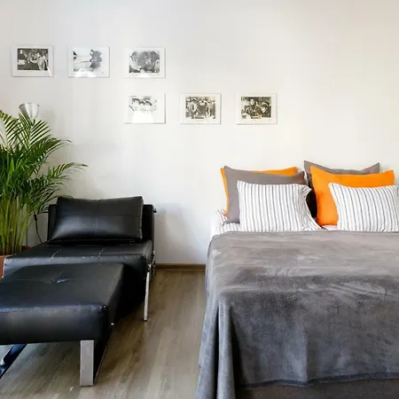 Appartement Airport Orange Warschau