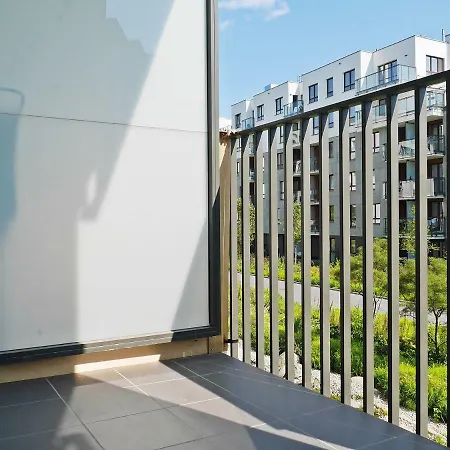 アパート Airport Orange